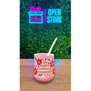 MATE PLASTICO IMPRESO CON BOMBILLA APALAPAPA