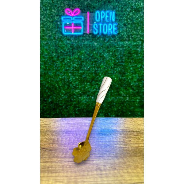 CUCHARA METAL DORADA CON MANGO