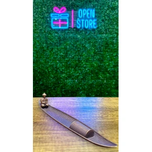 PORTA SAHUMERIO CANOA METAL DORADA