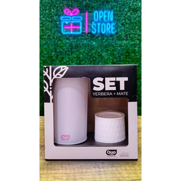 SET VERTEDOR + MATE PLASTICO C/TAPA ACRILICO QUO