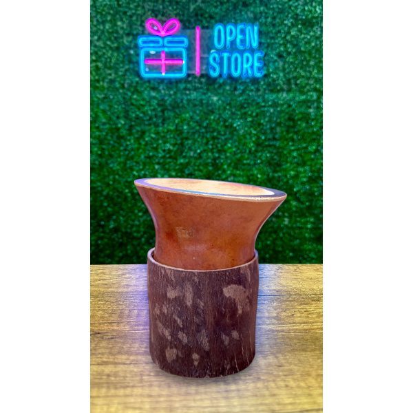 MATE PORONGO CON BASE DE CUERO CRUDO
