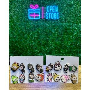 PINS LABUBU / CAPYBARA (PLANCHA X8)