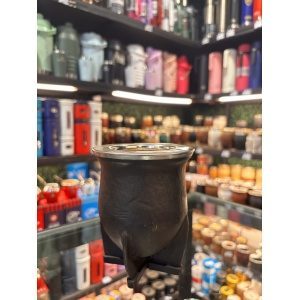 MATE CAMIONERO DE ALGARROBO CON CUERO Y VIROLA ACERO