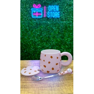 TAZA CON TAPA Y CUCHARA JIRAFA