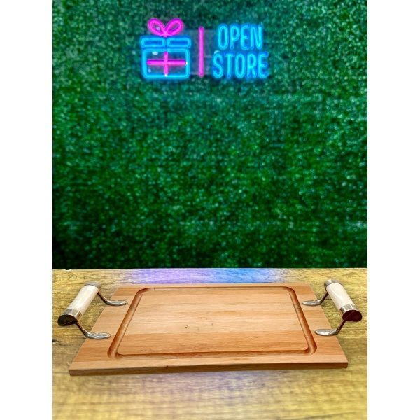 TABLA MADERA SALIGNA 30 X 48 CON MANIJAS DE HUESO