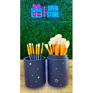 SET DE BROCHAS CON ESTUCHE DISEÑO ESTRELLAS