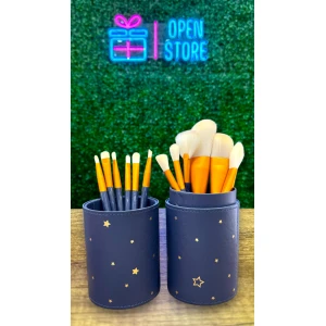 SET DE BROCHAS CON ESTUCHE DISEÑO ESTRELLAS