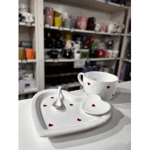 SET CORAZONES ROJOS (TAZON+PLATO+POSA SAQUITO+CUCHARA)