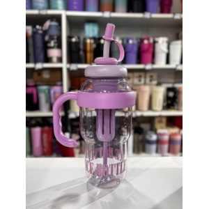 VASO PLASTICO CON ASA, INFUSOR Y SORBETE 1,3L