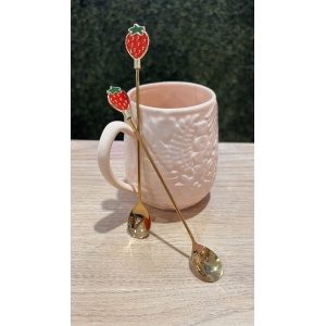 CUCHARA METAL LARGA FRUTILLA